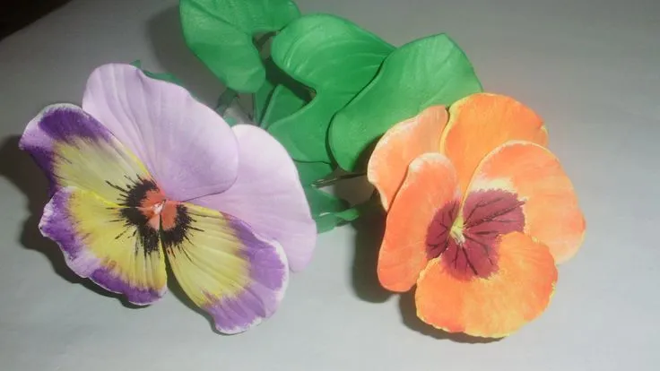Flores en goma eva sin moldes - Imagui