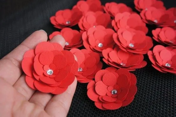 24 Flores de papel rojas Flores rojas hechas a por KARDSandmore