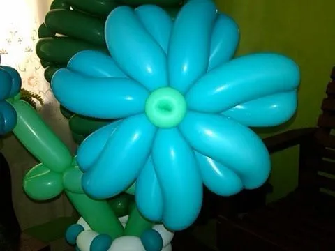 Flores hechas con globos - globoflexia - YouTube