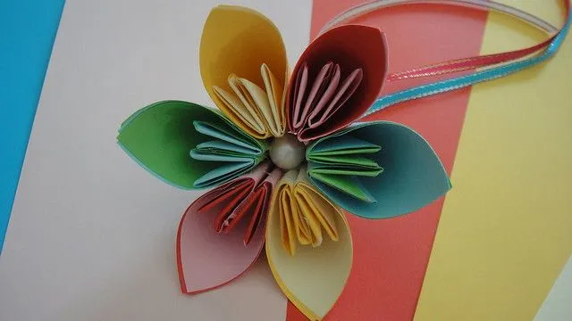 Flores de origami em papel | Flickr - Photo Sharing!
