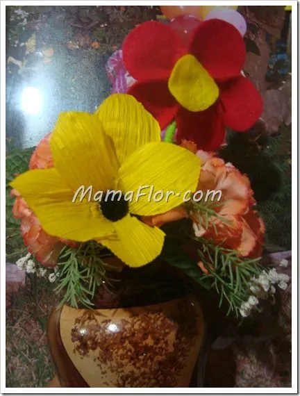 Como hacer flores con panca de maiz - Manualidades MamaFlor