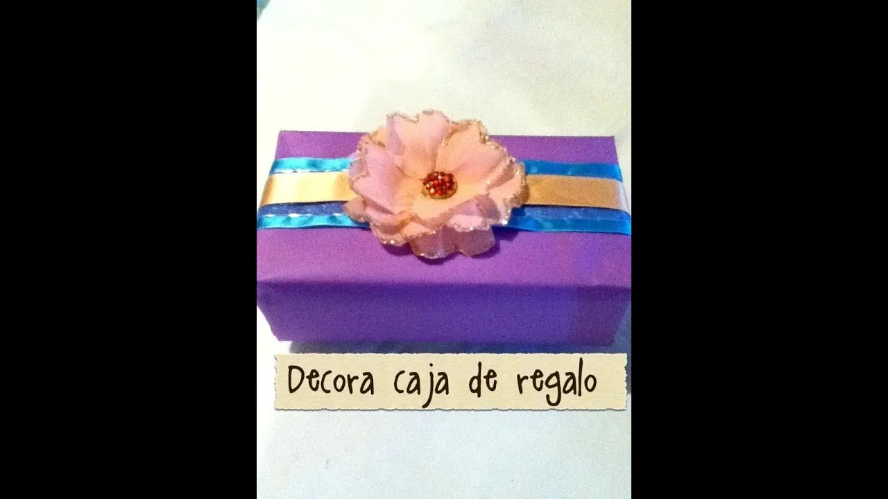 Flores de papel crepé para envolver un regalo how to wrap a gift - YouTube