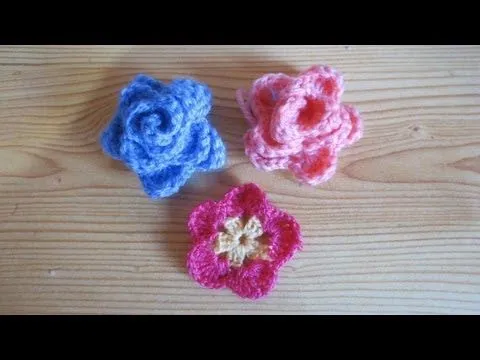 Flores pequeñas a crochet - Imagui