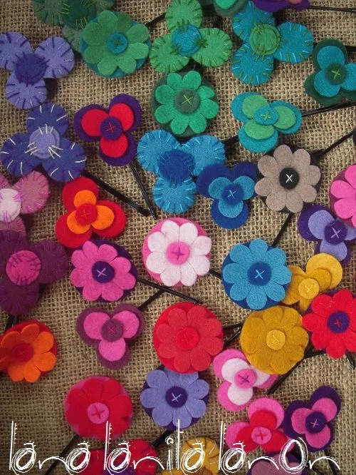 Flores pequeñas y grandes para el pelo, estas flores salen para la ... Flores pequeñas y grandes para el pelo, estas flores salen para la ...