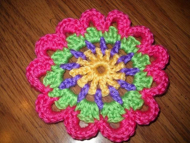 Flores tejidas al crochet paso a paso - Imagui