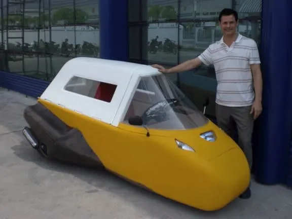Foamy Croc Car Gets 100 MPG. And Floats | Autopia | Wired.