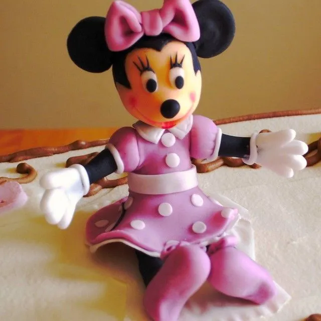 Fondant Minnie Cake Topper | Flickr - Photo Sharing!