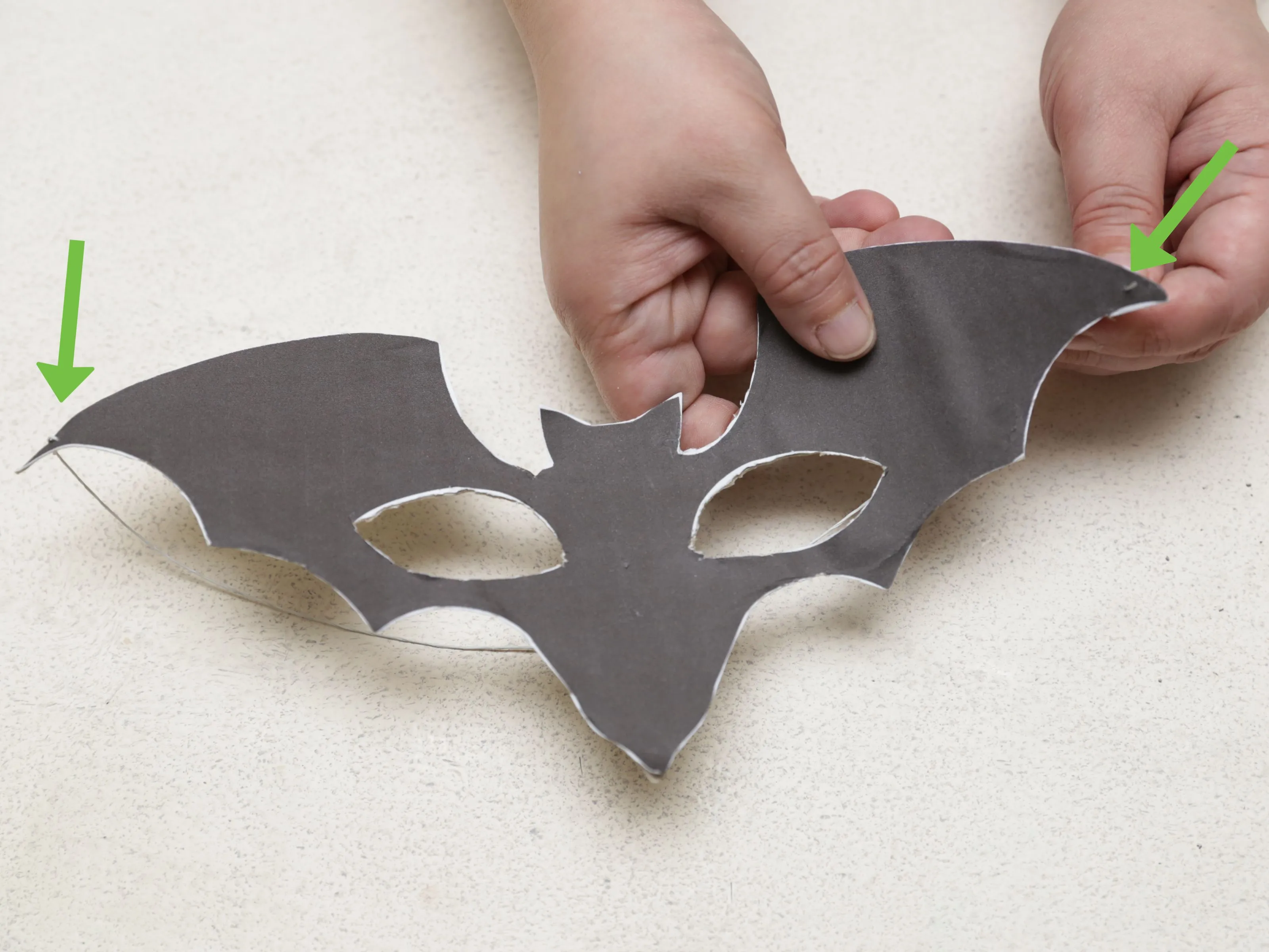 4 formas de elaborar una máscara de Batman - wikiHow