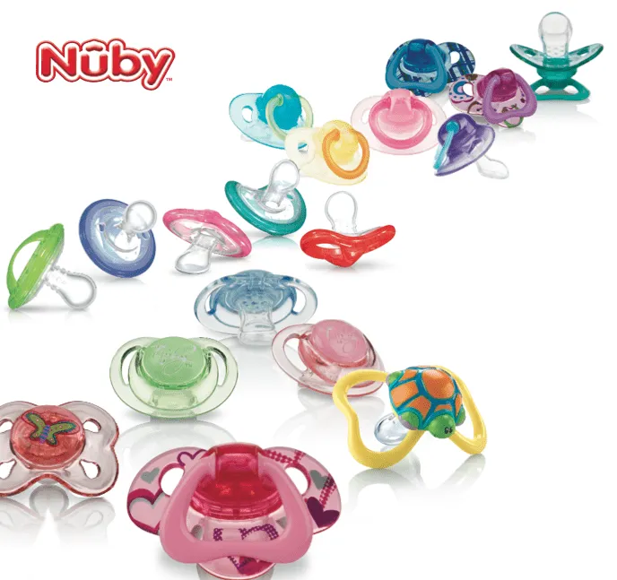 Coloridos chupetes y muchos premios de la marca Nûby