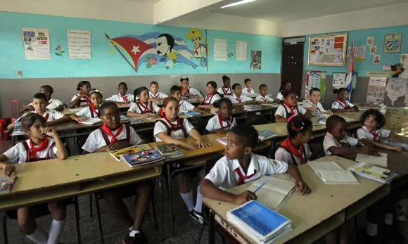 En fotos, un día de clases en Cuba | Cubadebate