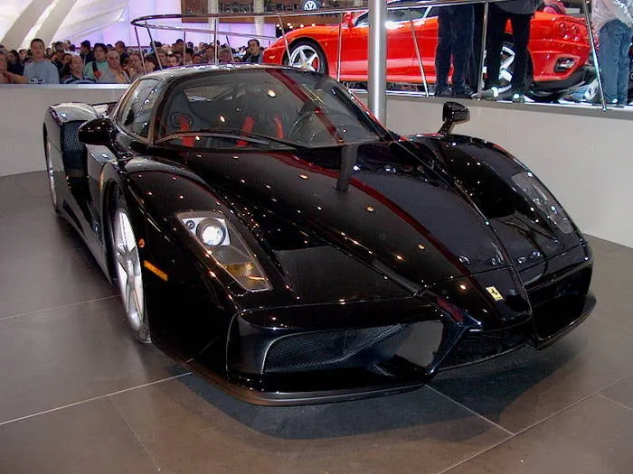 Ferraris negros - Imagui