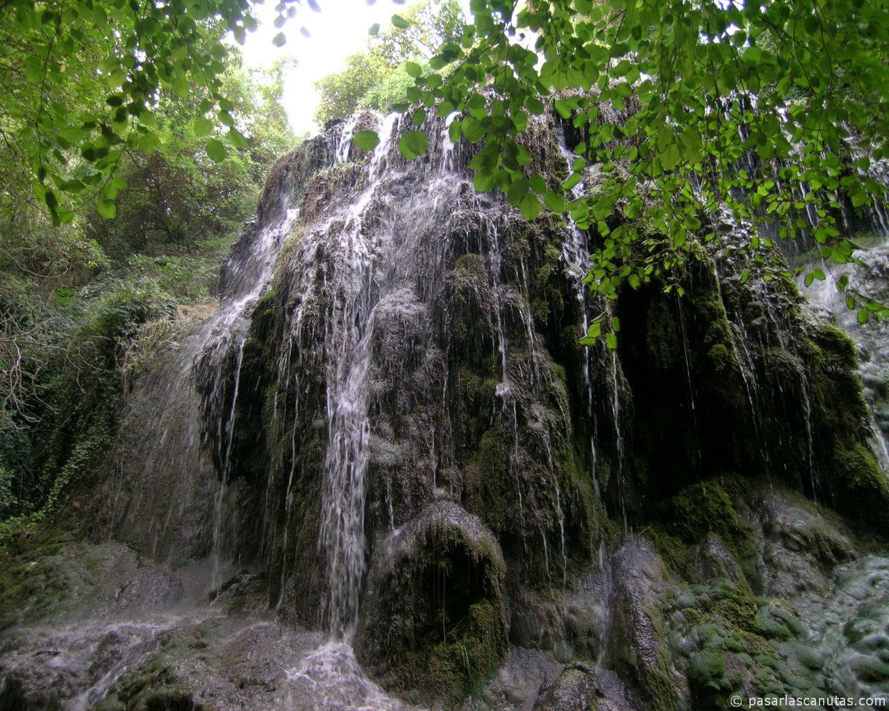 fotos de paisajes - Monasterio de Piedra - cascada