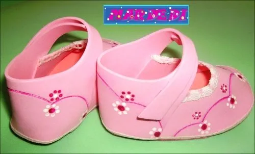 Molde de zapatos para niña en foami - Imagui