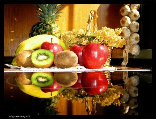 Fruteros con frutas - Imagui
