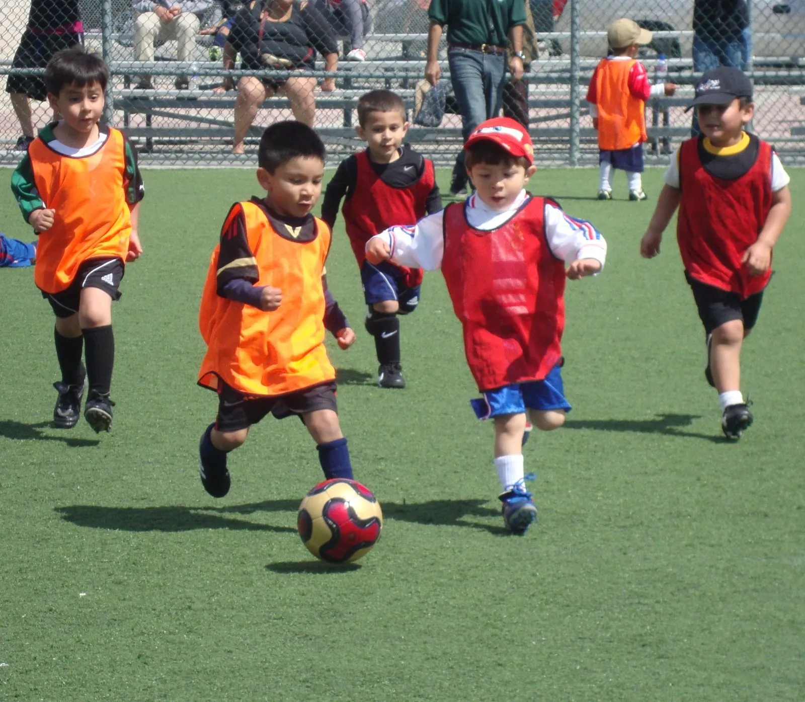 El fútbol: de pequeño a profesional - Fútbol Base, Primera ...