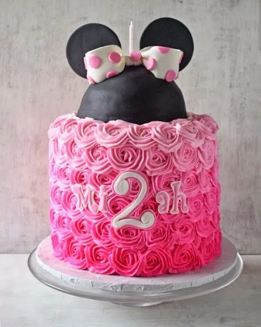 Galería de pasteles de Minnie Mouse para darte inspiración ...