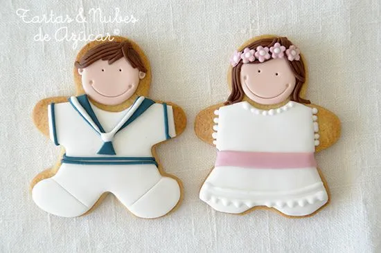 Galletas decoradas para la Primera Comunión | tartas y nubes de azúcar