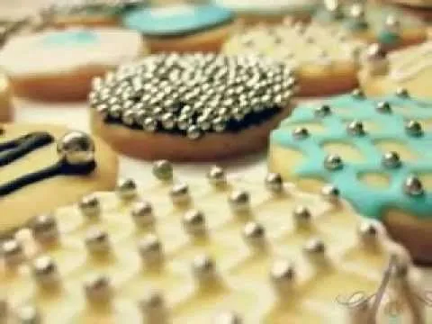 Galletas Decoradas con Glase - Decorated Cookies with Glaze - YouTube