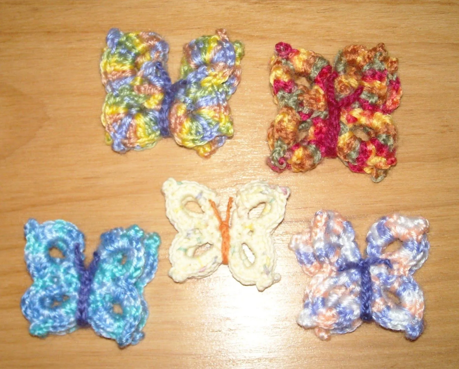al ganchillo y de manera compulsiva. La razón, las mariposas de ... al ganchillo y de manera compulsiva. La razón, las mariposas de ...