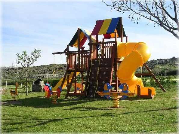 Parques infantiles con niños - Imagui