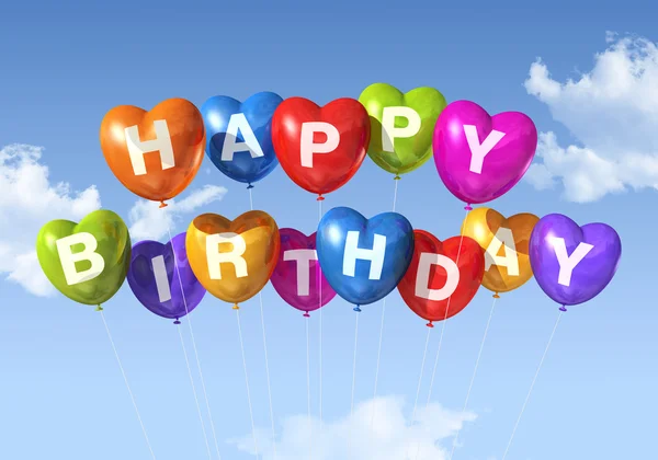 globos de forma de corazón feliz cumpleaños en el cielo — Foto ...