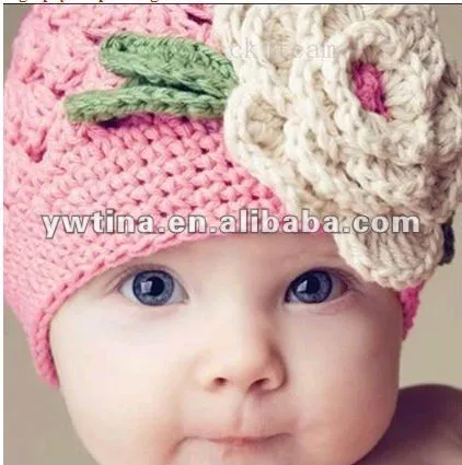 Lindo!! Luz de color rosa con flores de ganchillo sombrero de/bebé ...
