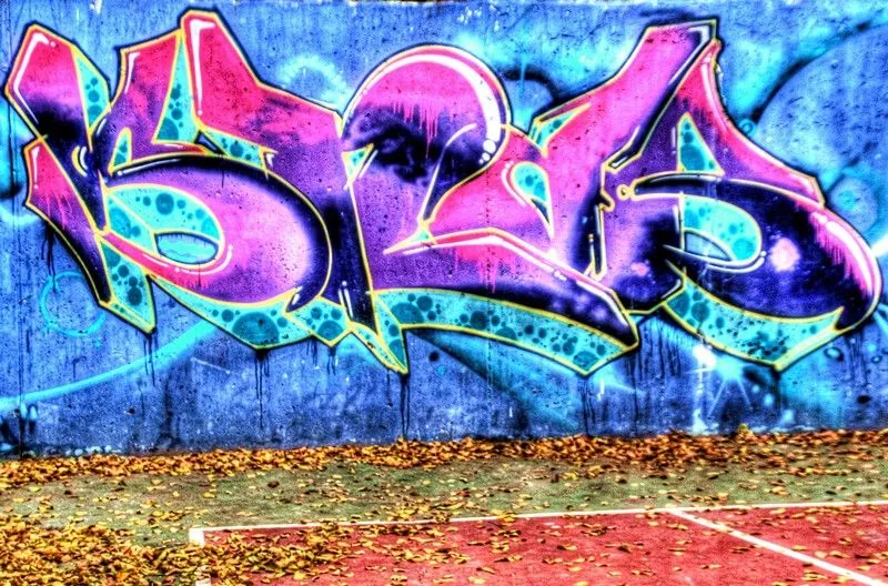 Los Graffitis de la Cancha de Baloncesto de la Calle Luis Mitjans ...
