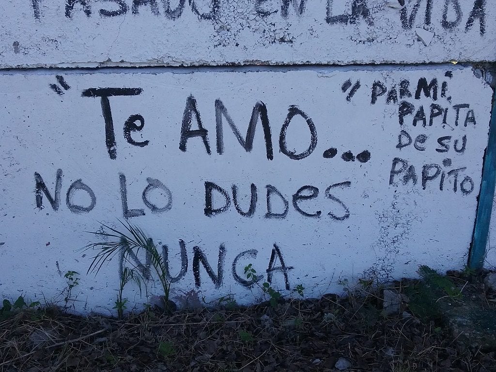 Grafiti y amantes desesperados - Havana Times en Español