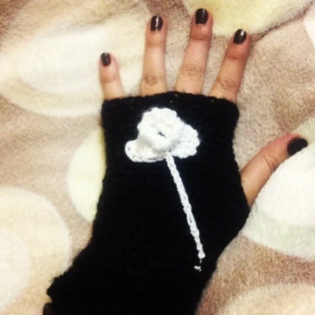 Guantes tejidos a Crochet | Made By Me | Pinterest | Tejidos and ...