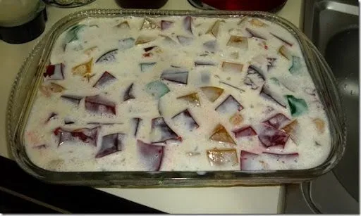 Gusta Usted? : Deliciosa Gelatina Mosaico con queso crema. Receta