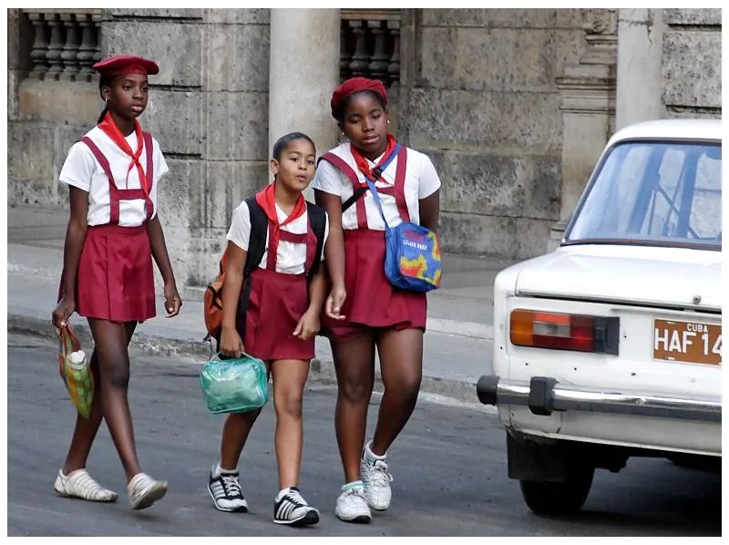 La Habana - !Al cole¡ niñas de primaria | Flickr - Photo Sharing!