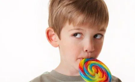 Hablando sobre casi todo en español: Los dulces y los niños Hablando sobre casi todo en español: Los dulces y los niños