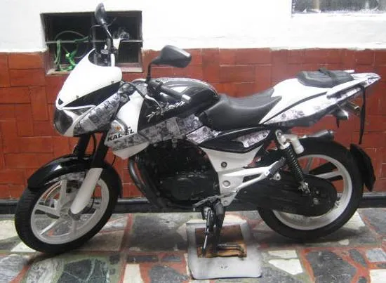 HAZLO TÚ MISMO: MOTO PERSONALIZADA DE SUPERMAN ... HAZLO TÚ MISMO: MOTO PERSONALIZADA DE SUPERMAN ...