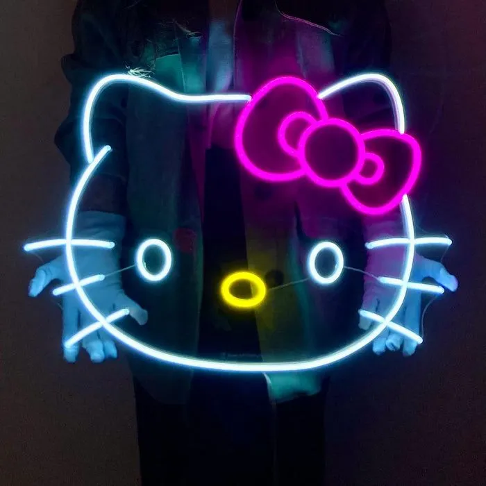 Hello Kitty — Electric Neon