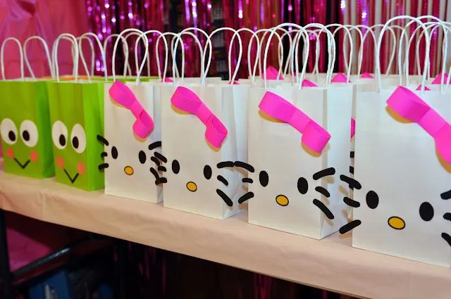 Hello Kitty y Keroppi: bellas bolsas para recuerdito, souvenir o ...