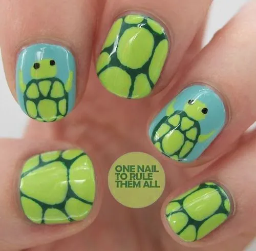 Hermosas uñas con tortugas | La decoracion de uñas