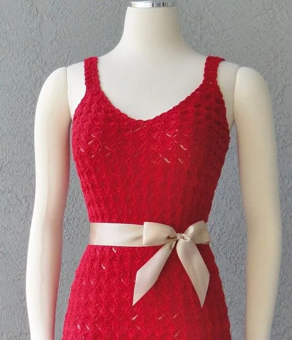 Hermoso Vestido tejido a Crochet de Color Rojo por Chuletindesigns