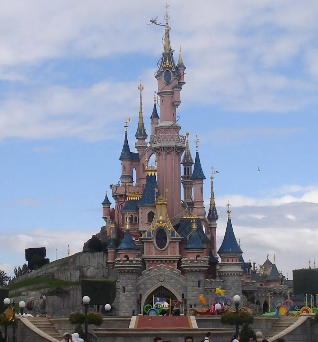 La verdadera historia del castillo de Walt Disney ...
