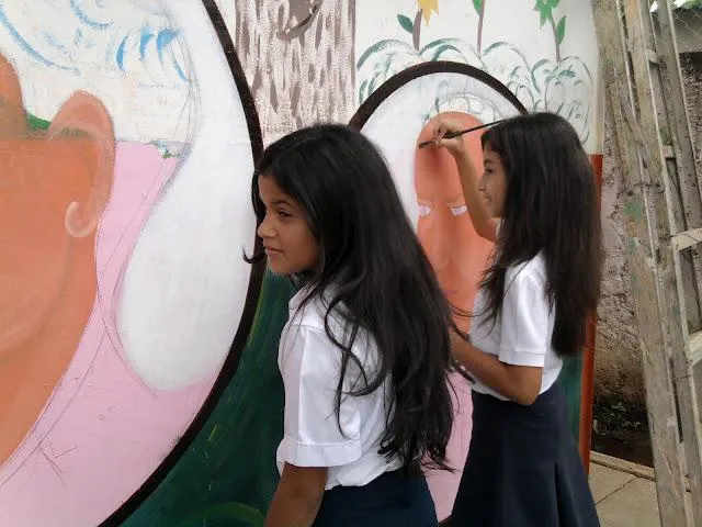 HISTORIA BAJO LAS MANOS DE NUESTROS NIÑ@S: El Árbol de las cinco ... HISTORIA BAJO LAS MANOS DE NUESTROS NIÑ@S: El Árbol de las cinco ...