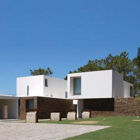 House in Meco by Jorge Mealha Arquitecto - Dezeen House in Meco by Jorge Mealha Arquitecto - Dezeen