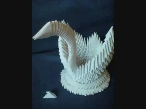 How to make a 3D Origami Swan (Tutorial by KleinerChaotBerlin ...