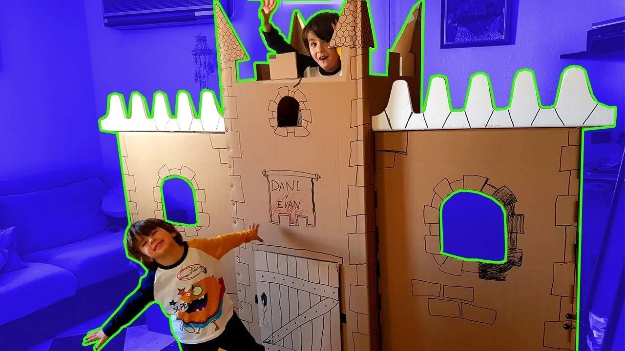 How to make a cardboard castle for children - YouTube