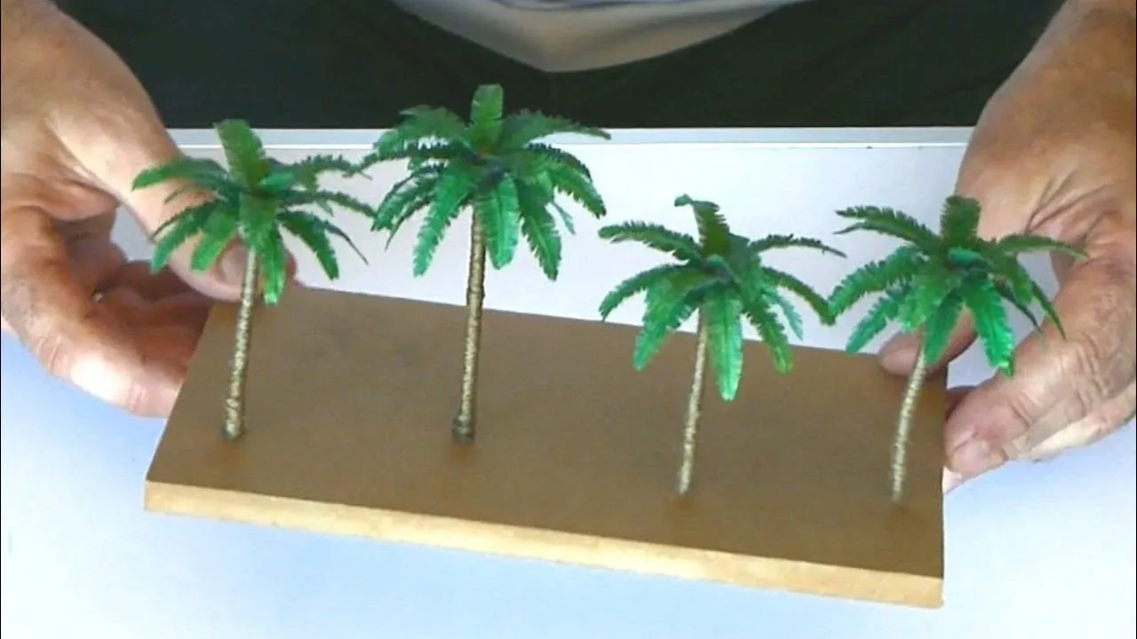 How to make MINIATURE PALM TREES for your MODELS, dioramas and nativity  scenes - YouTube