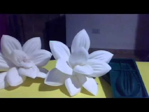 Centros de mesa para boda con flores de fomi - Imagui