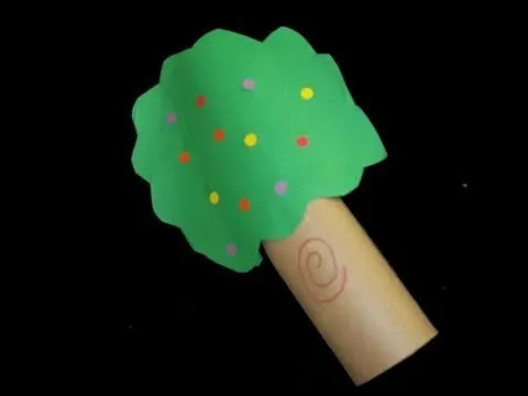 Cómo hacer un arbol con tubo de papel higienico y papel de color ...