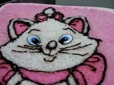 Torta decorada con la gata marie - Imagui