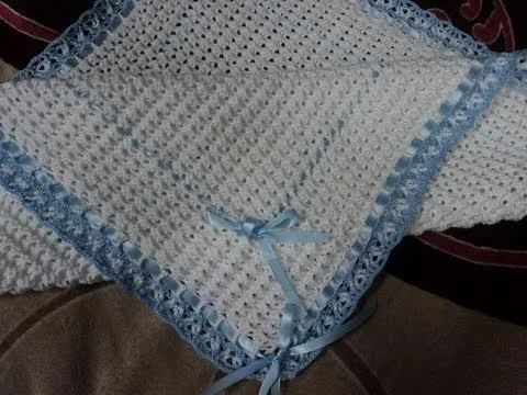 Cobijas tejidas en crochet para bebés - Imagui