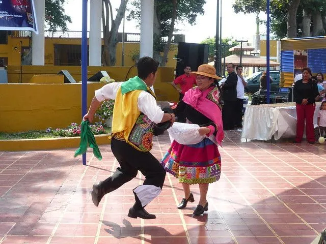 Huaylas baile tipico de la sierra de Perú | Flickr - Photo Sharing!