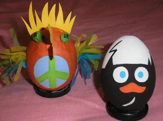 Huevos de Pascua decorados - Manualidades Infantiles