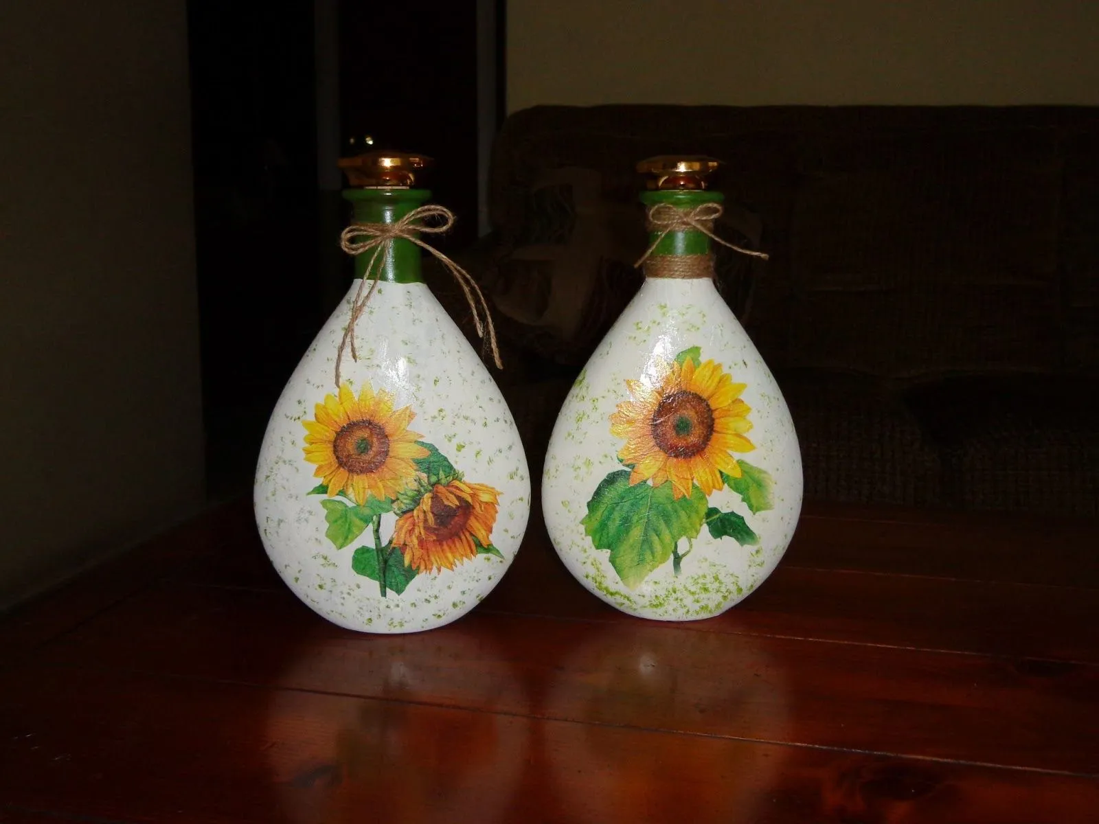 Ideas Country y algo más...: Botellas decoradas con decoupage Ideas Country y algo más...: Botellas decoradas con decoupage